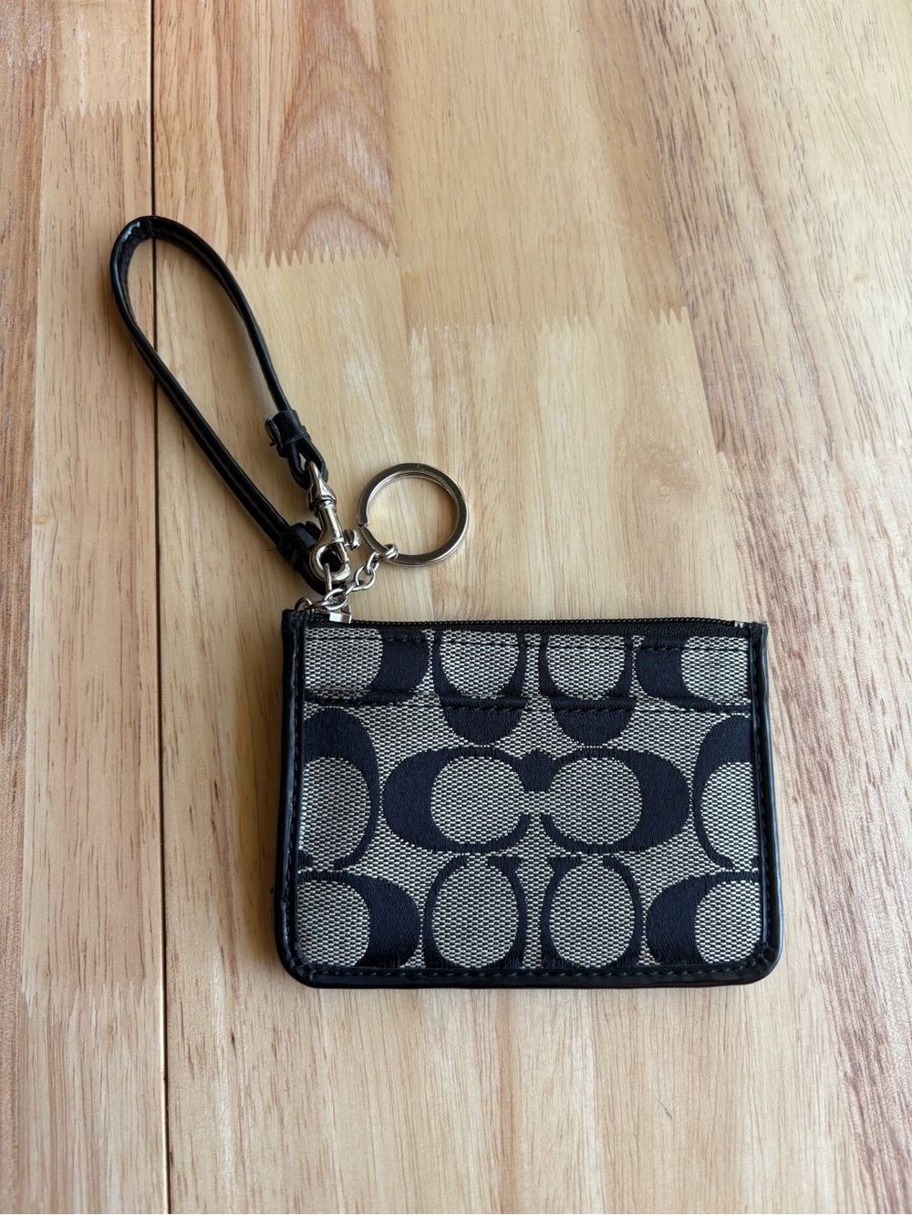 Black Signature Print Wristlet Card Holder
